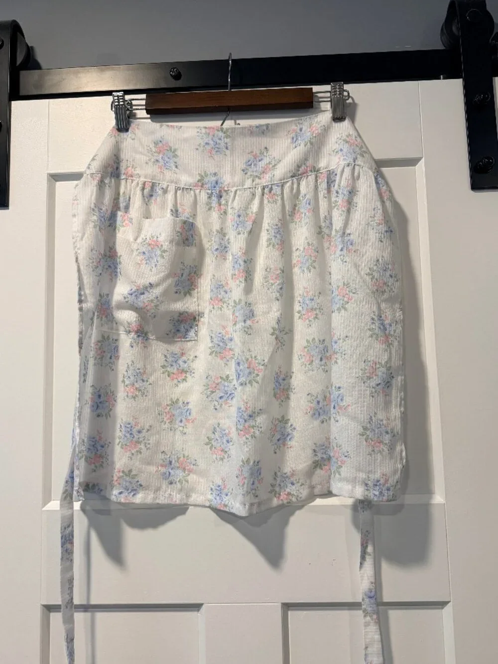 Vintage White Tie-Back Half Apron With Pastel Flowers on White
